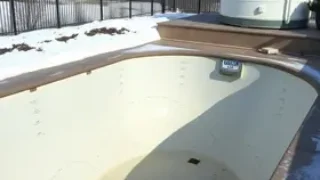 esvaziar piscina